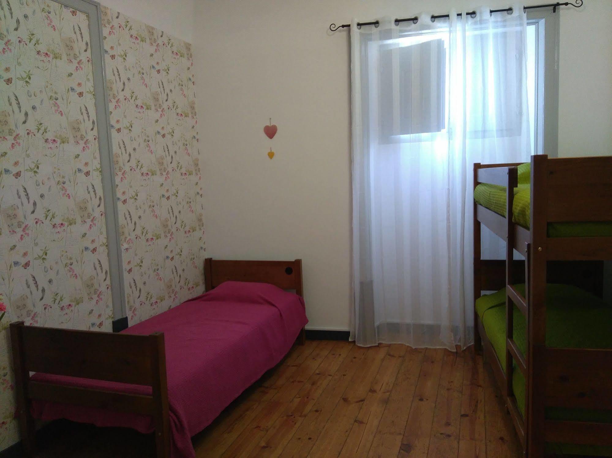 Hostel Raymundo Évora Zewnętrze zdjęcie