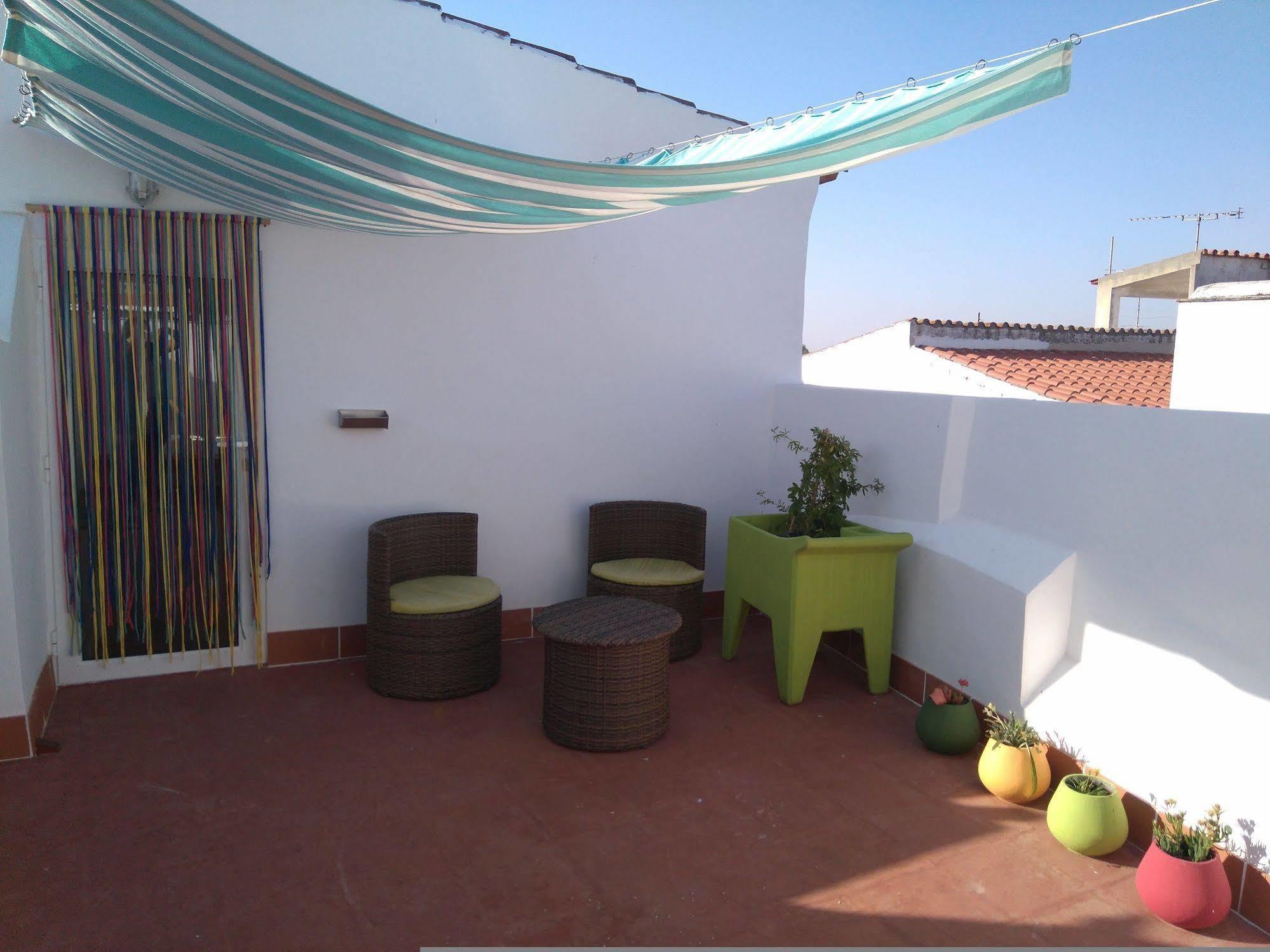 Hostel Raymundo Évora Zewnętrze zdjęcie